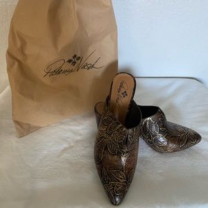 Patricia Nash Women's Ruffina Printed Leather Mules Brn/gld Bark